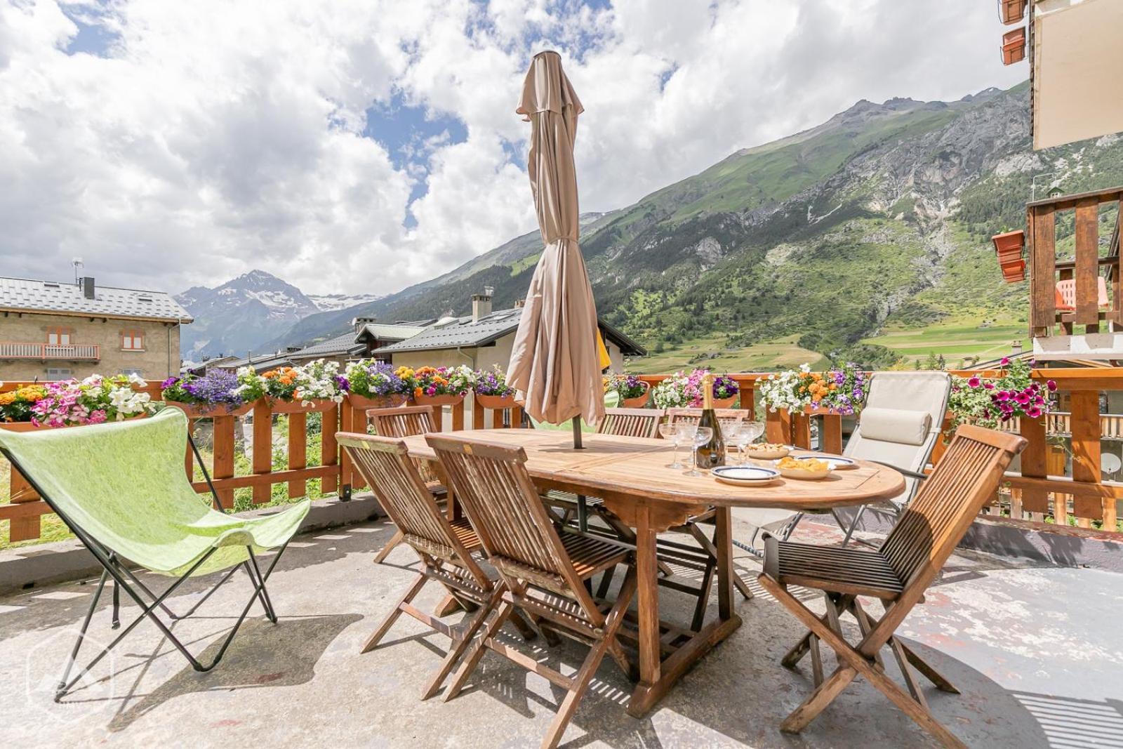 Locations Berne Milesi Apartment Lanslevillard Bagian luar foto
